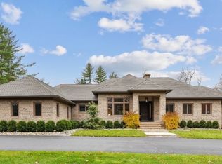 8 Knollwood Trl W, Mendham, NJ 07945