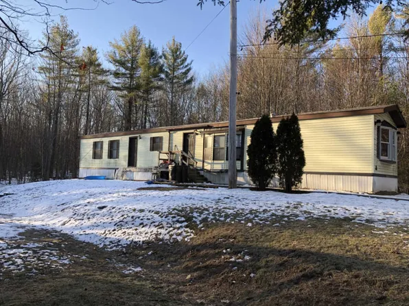 66 Guinea Rd, Berwick, ME 03901