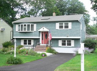 563 Wills Rd, Landing, NJ 07850