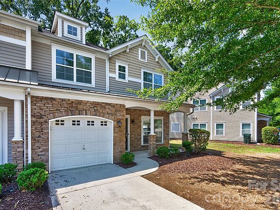3rd image of 4711 Craigmoss Ln