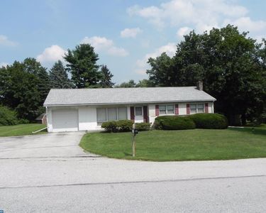 10 Old Willows Rd, Coatesville, PA, 19320