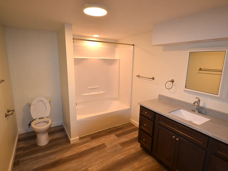 52 Carol Ln #B — Photo 6