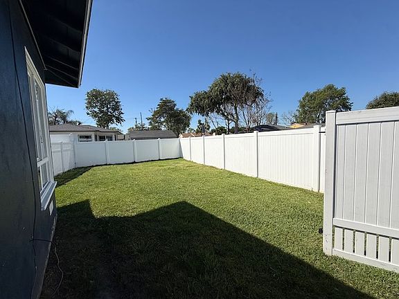 side yard
