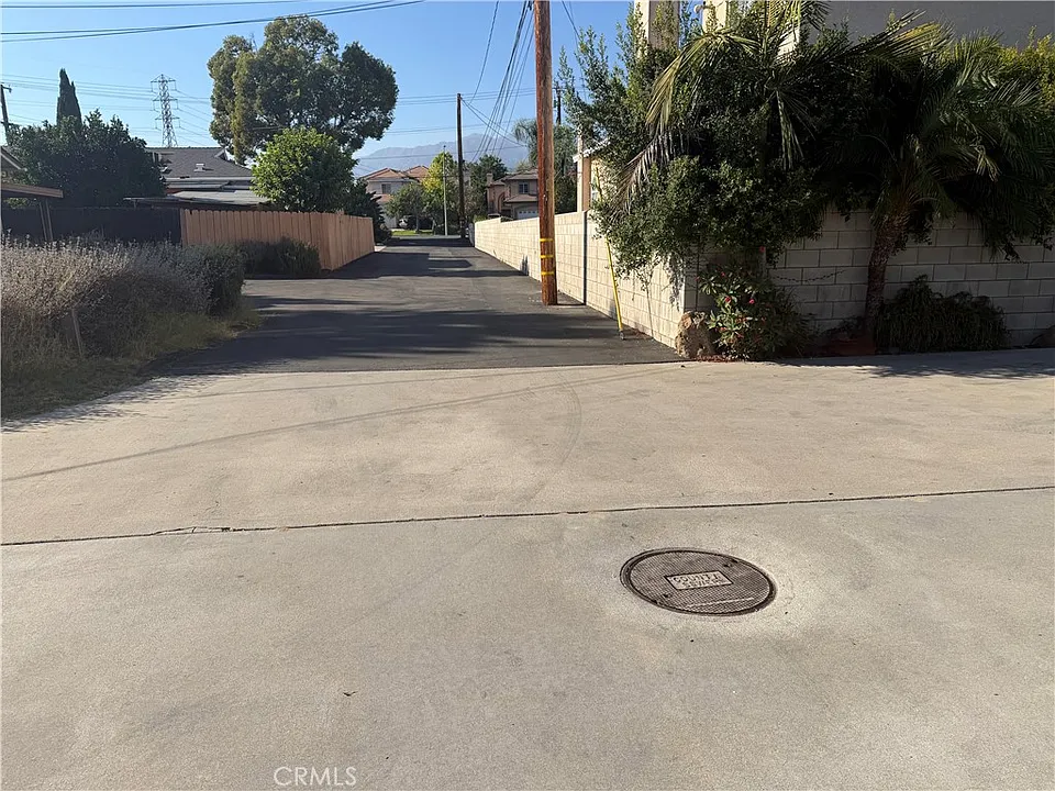 8734 Duarte Rd