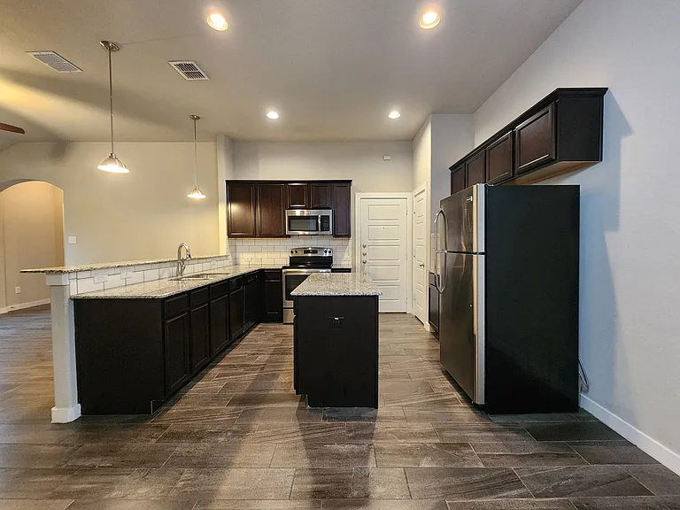 506 Creekside Frst — Photo 7
