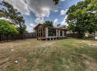 6101 N Main St, Houston, TX 77009