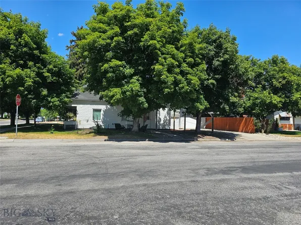 300 N 4th St, Hamilton, MT 59840