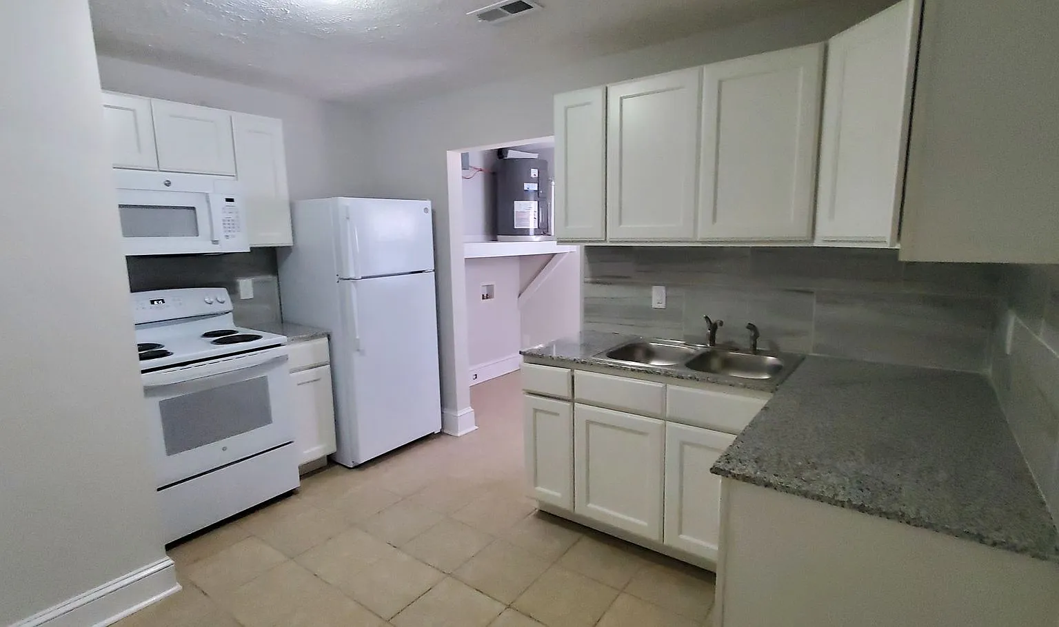 222-B Woodrow ~ Haymount — Photo 4