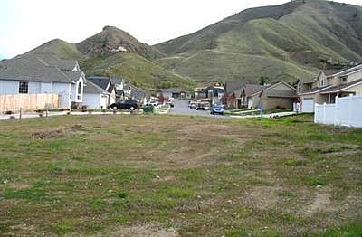 2nd image of 437 Lars Ln