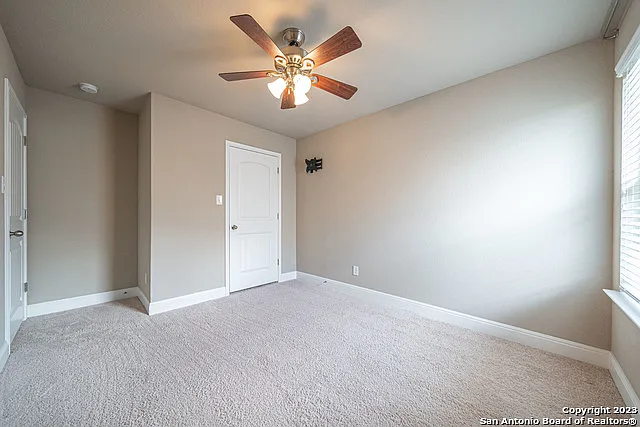 12911 Brewster Ml — Photo 36