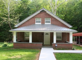 2741 Blue Sulphur Rd, Ona, WV 25545