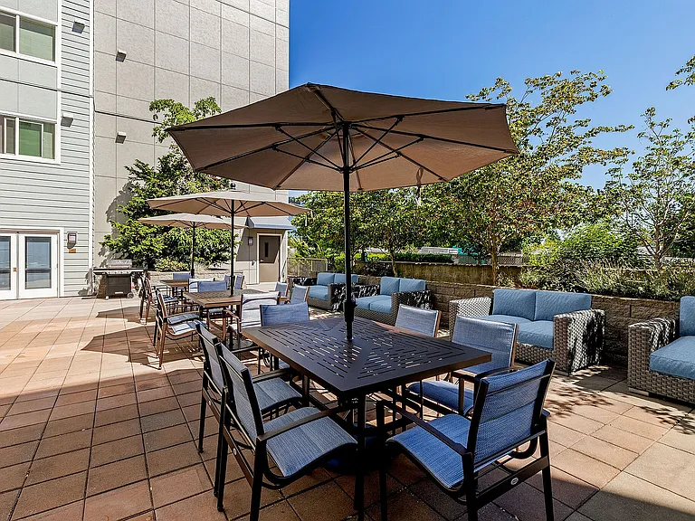 Sky Lounge