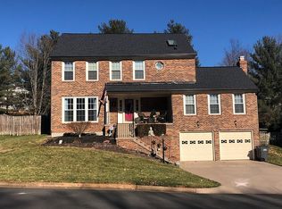 204 Heather Glen Rd, Sterling, VA 20165