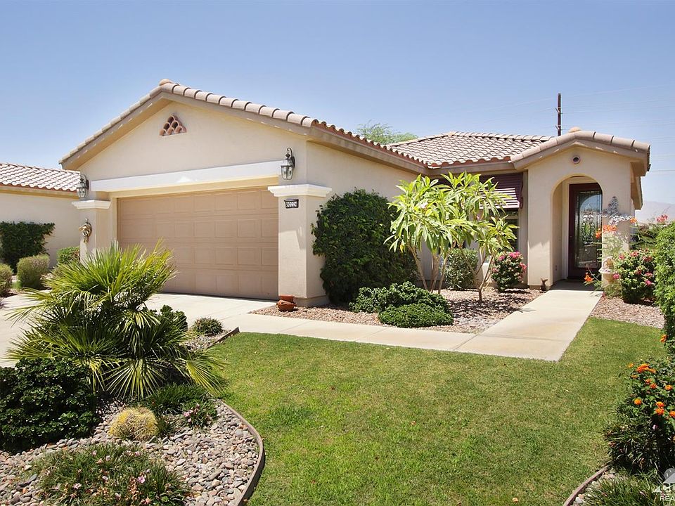 1st image of 80224 Avenida Linda Vis