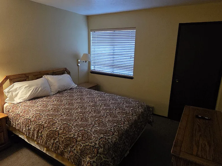 385 S Vasels Rd — Photo 10