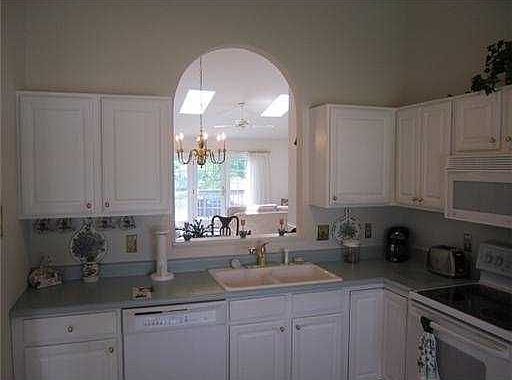 3rd image of 5410 Meadow Stream Ct