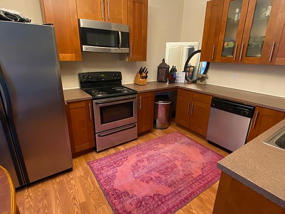 3rd image of 126 E Vermont St APT 201