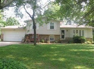 3332 Brenner Rd, Barberton, OH 44203