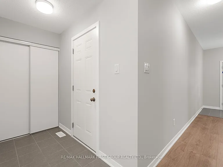 519 Brigatine Ave — Photo 17