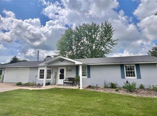 192 Crescent Lake Rd, Saint Clair, MO 63077