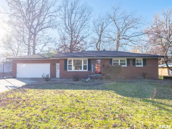 105 S Rustic Rd, East Peoria, IL 61611