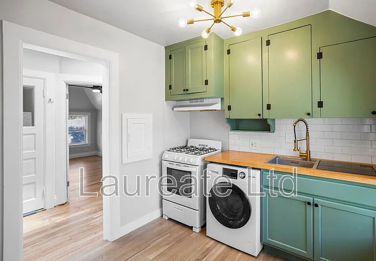1432 Gaylord St #4 — Photo 9