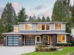 10418 NE 112th St, Kirkland, WA 98033