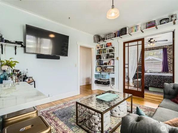 214 Summit Ave E APT 407, Seattle, WA 98102