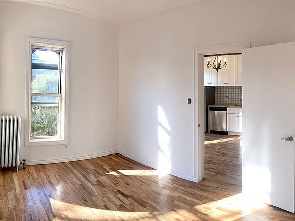 4th image of 2040 Palmetto St Floor 2