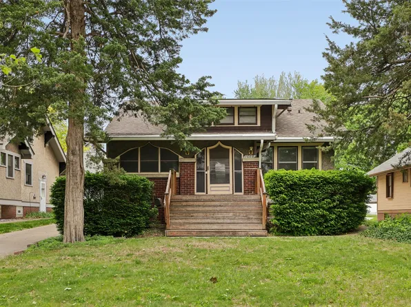1608 Thompson Ave, Des Moines, IA 50316