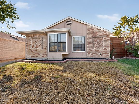 2nd image of 118 Wilderness Trl