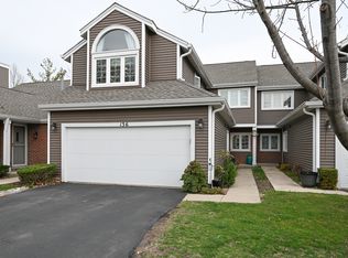 136 S Lawford Ct, Bloomingdale, IL