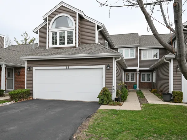 136 S Lawford Ct, Bloomingdale, IL 60108
