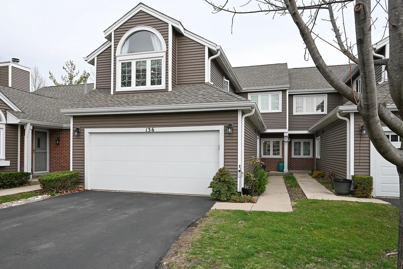 136 S Lawford Ct photo 1