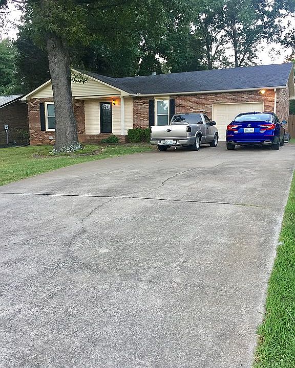 1st image of 223 Millstone Cir