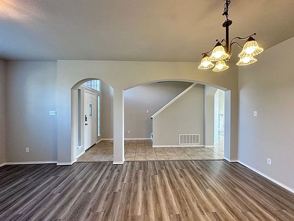 5th image of 5011 Birmingham Cir