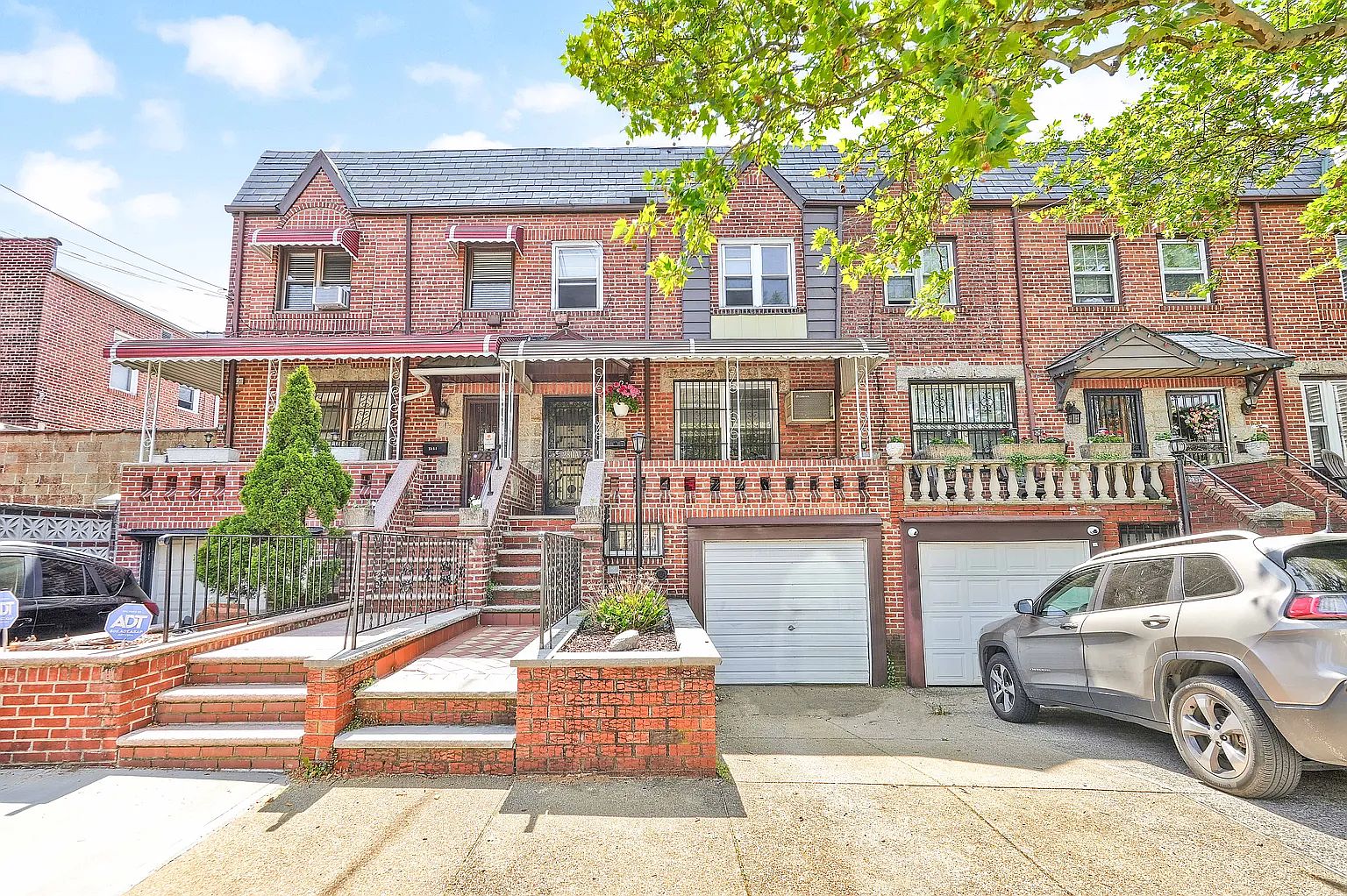 2811A 46th St, Astoria, NY 11103 Zillow