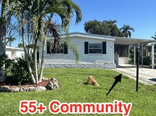 251 Pine Key Ln, Naples, FL 34114