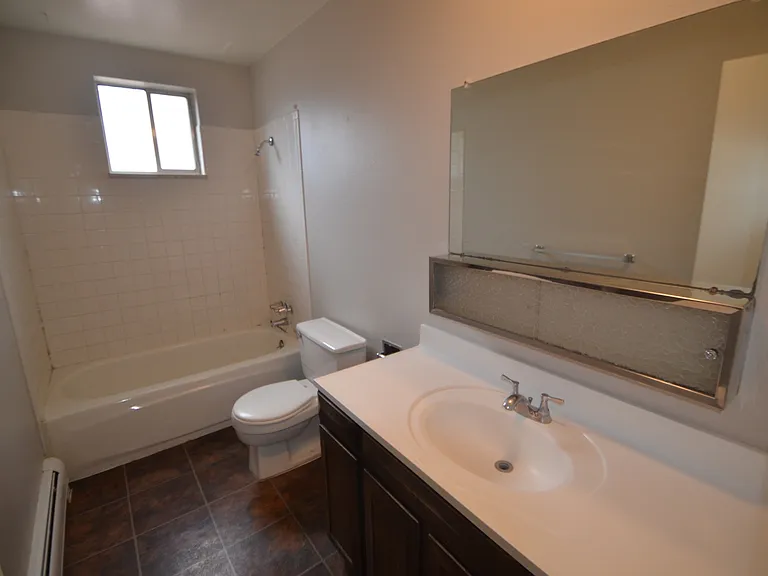 5327 S Fox St — Photo 6