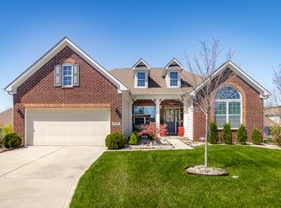 6112 Heron Ct, Columbus, IN 47201