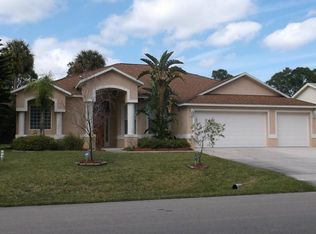 421 Evergreen St NE, Palm Bay, FL 32907