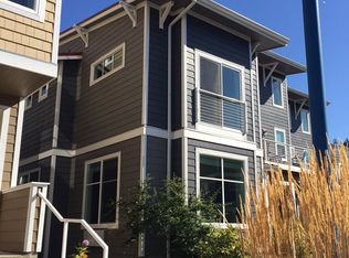 258 29th St, Astoria, OR 97103