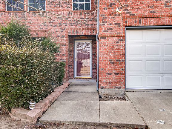 2nd image of 123 Angelina Dr