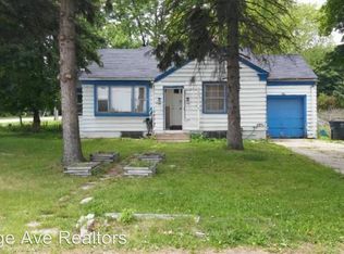 4969 S 27th St, Milwaukee, WI 53221