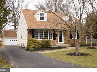 507 Burton Rd, Oreland, PA 19075