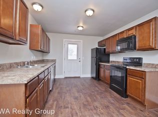 134 Erin Pl APT C, Springdale, AR 72764