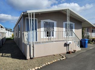 508 Loma Verde Ln, Rohnert Park, CA 94928