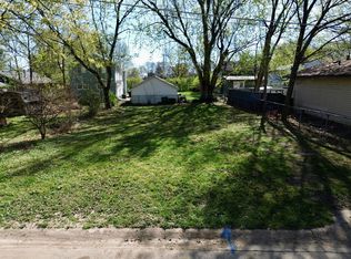 2914 Meadow Ln, Mound, MN 55364
