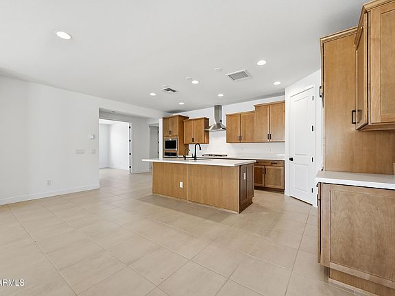 4th image of 16752 W SAGUARO PARK Lane