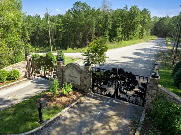 37 Shoreside Rd, Double Springs, AL 35553